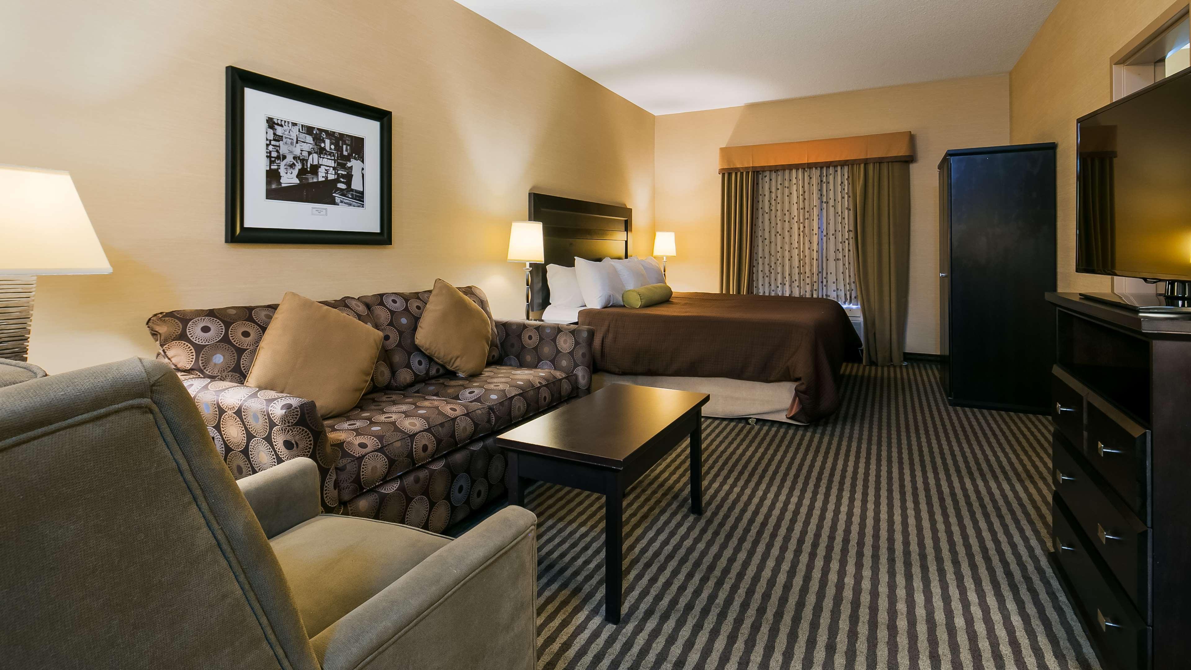 Best Western Sunrise Inn & Suites Stony Plain Экстерьер фото