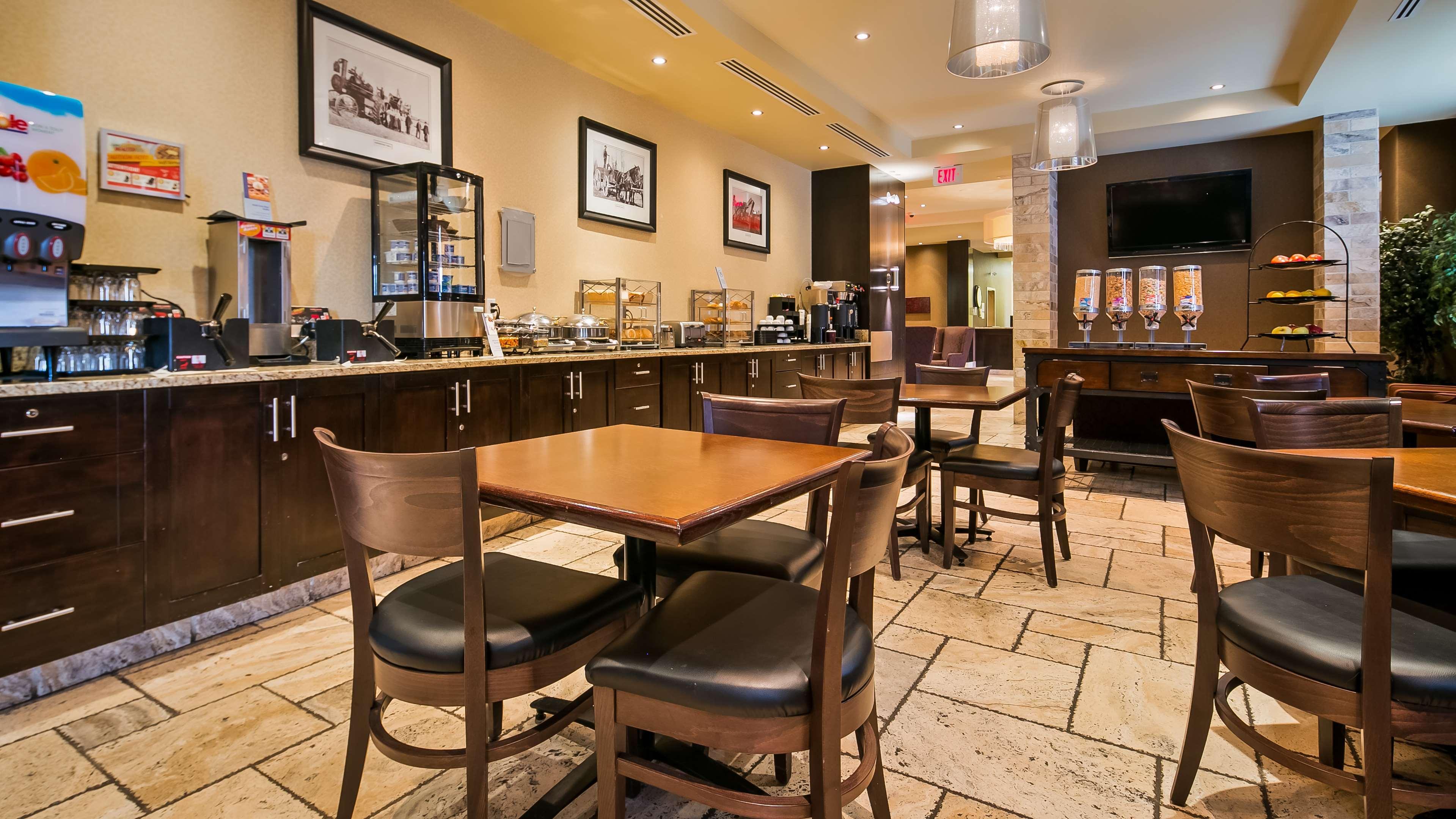 Best Western Sunrise Inn & Suites Stony Plain Экстерьер фото