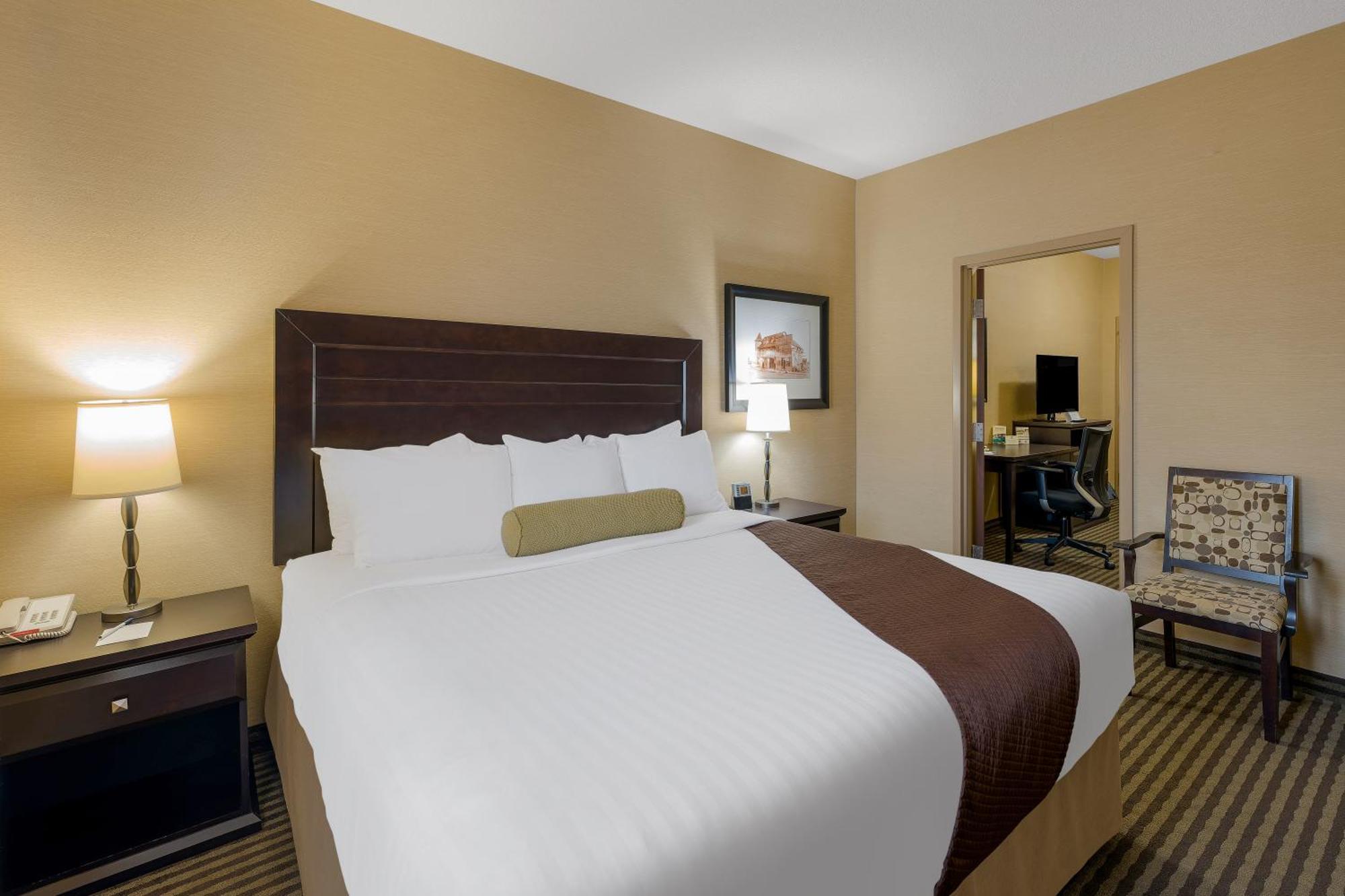 Best Western Sunrise Inn & Suites Stony Plain Экстерьер фото
