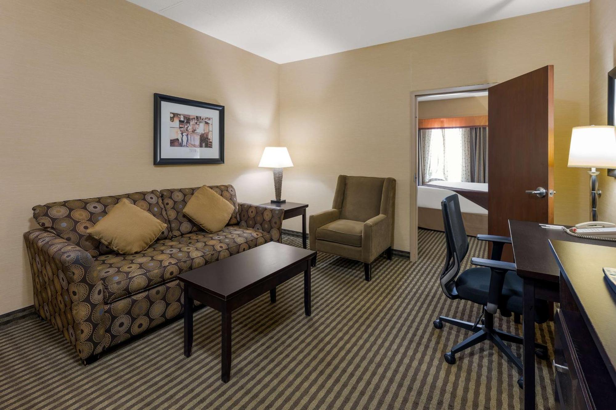 Best Western Sunrise Inn & Suites Stony Plain Экстерьер фото